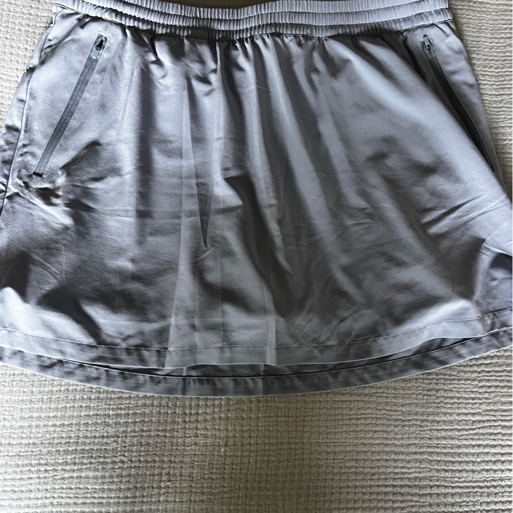 Outdoor Voices Gray Sport Skirt with Zipper Pockets